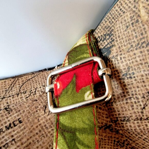 Vtg Reversible Quilted Christmas Apron With Holly & Plaid Design Adjustable Srap - Picture 4 of 12